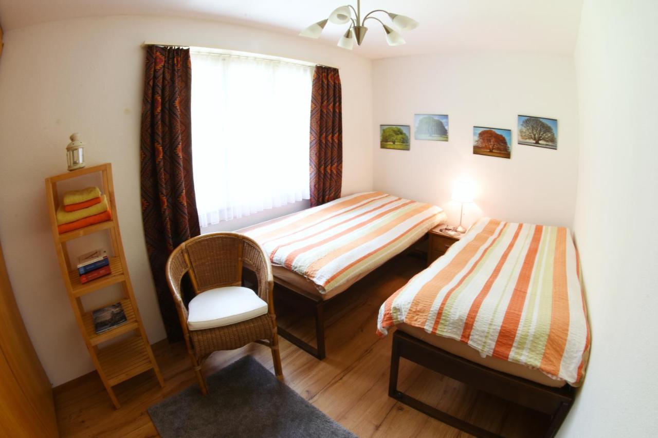 Appartment Andrea อาเดลโบเดิน ภายนอก รูปภาพ